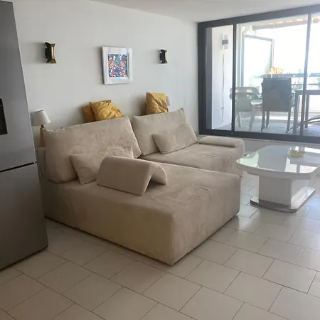 Front De A -vue & Terrasse Cannes